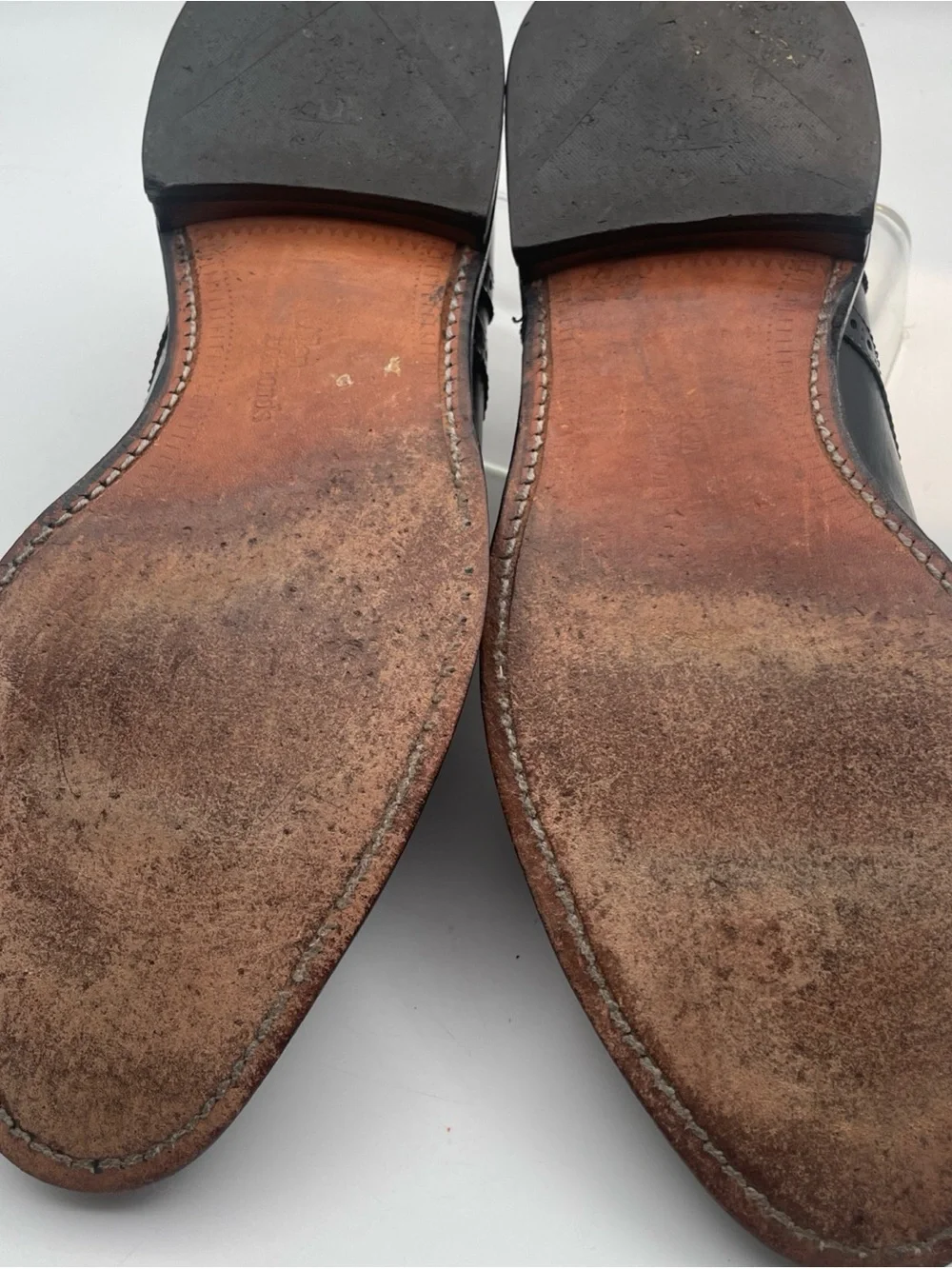 Allen Edmonds Black Leather Cap-Toe Derby Shoes with Broguing